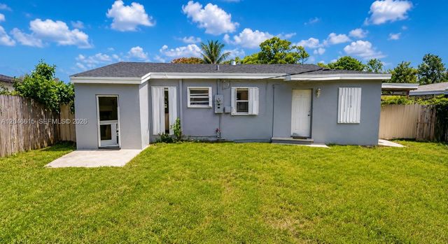 1211 Kasim St, Opa-locka, FL 33054