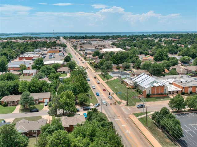 9309 Village Drive, Oklahoma City, OK 73120