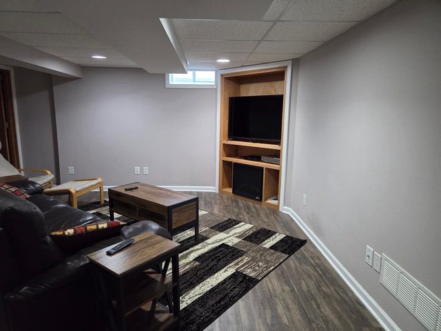 1544 Riverdale Drive, Oconomowoc, WI 53066