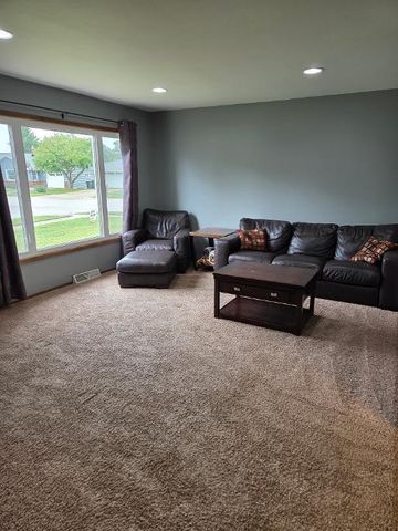 1544 Riverdale Drive, Oconomowoc, WI 53066