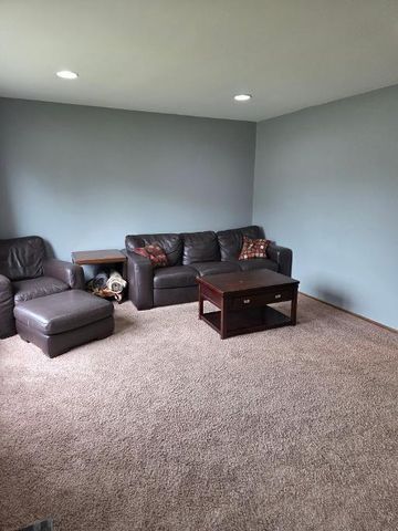 1544 Riverdale Drive, Oconomowoc, WI 53066