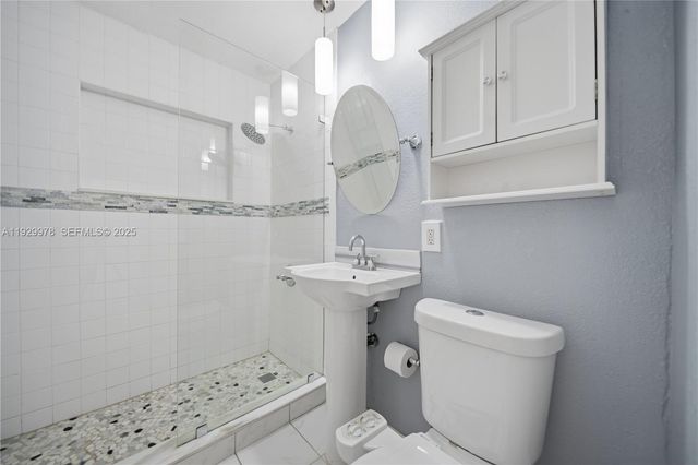 10730 SW 51st Dr, Miami, FL 33165