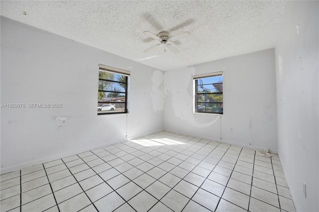 10730 SW 51st Dr, Miami, FL 33165