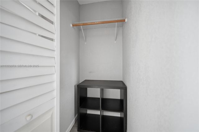 10730 SW 51st Dr, Miami, FL 33165