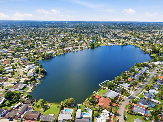 10730 SW 51st Dr, Miami, FL 33165