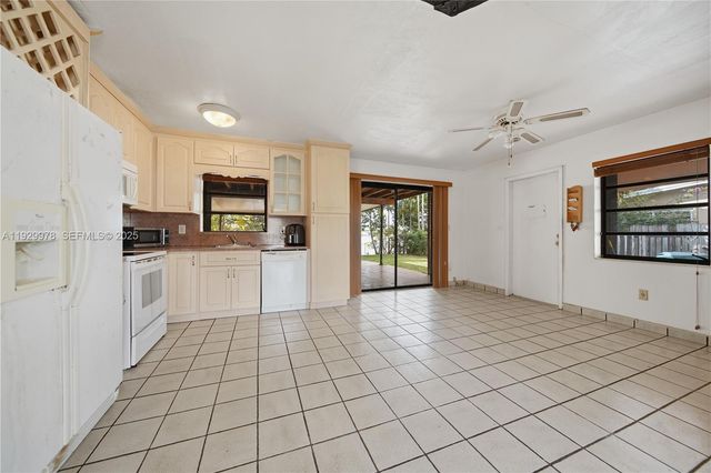 10730 SW 51st Dr, Miami, FL 33165