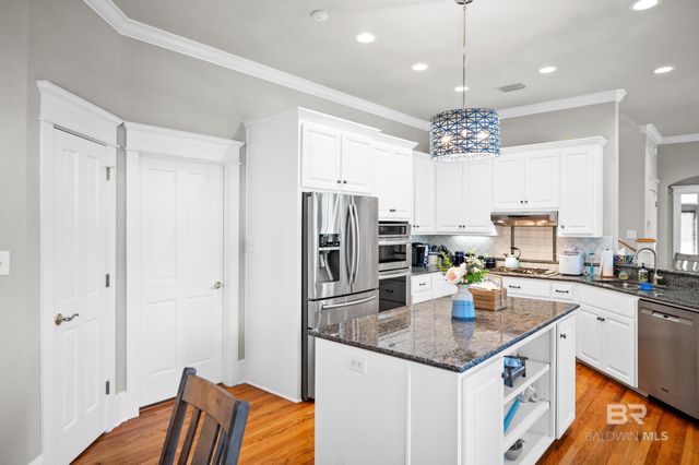 7399 Kiva Way, Gulf Shores, AL 36542