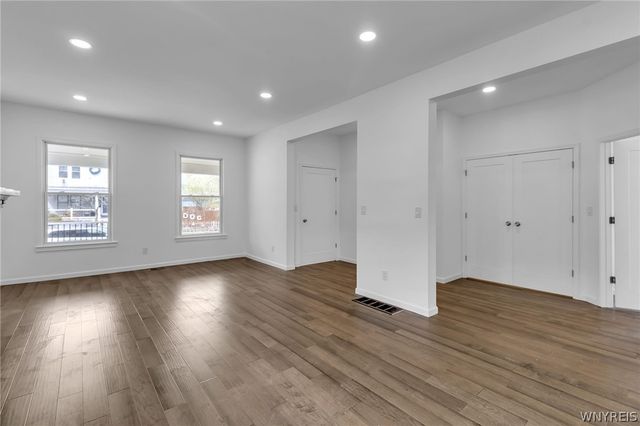 23 Oxford Avenue, Buffalo, NY 14209