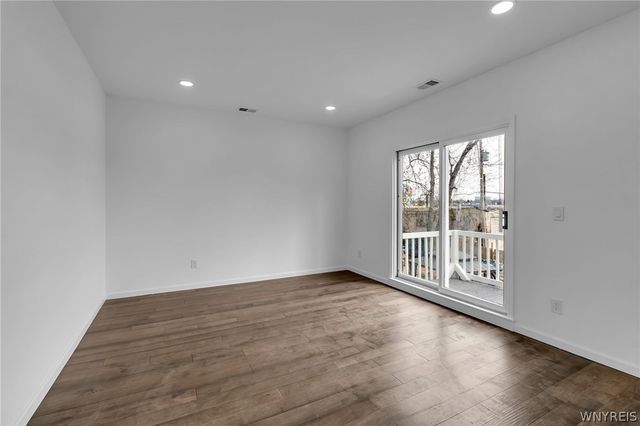 23 Oxford Avenue, Buffalo, NY 14209