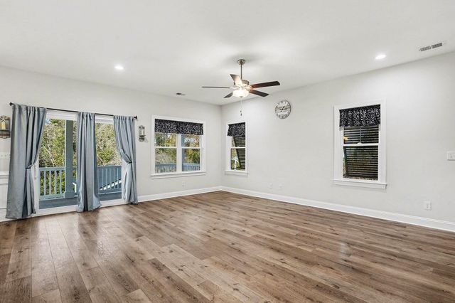 129 Litchfield Landing, Pawleys Island, SC 29585