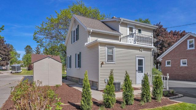 932 N 37th STREET, Sheboygan, WI 53081