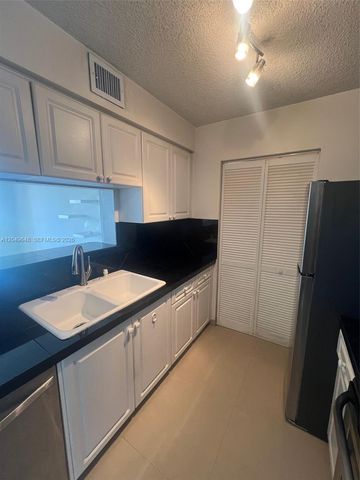 19601 E Country Club Drive 7405, Aventura, FL 33180