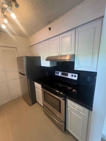 19601 E Country Club Drive 7405, Aventura, FL 33180
