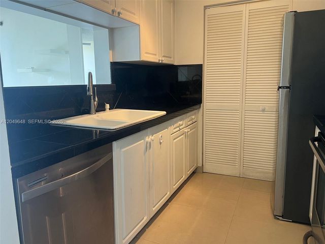 19601 E Country Club Drive 7405, Aventura, FL 33180