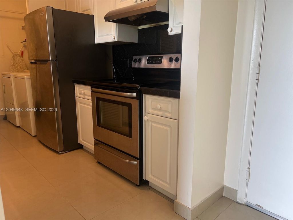 19601 E Country Club Drive 7405, Aventura, FL 33180