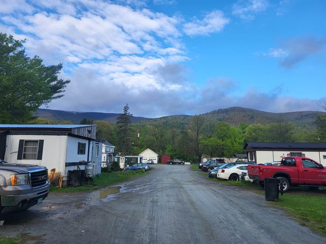 60 Lincoln Street, Pownal, VT 05261