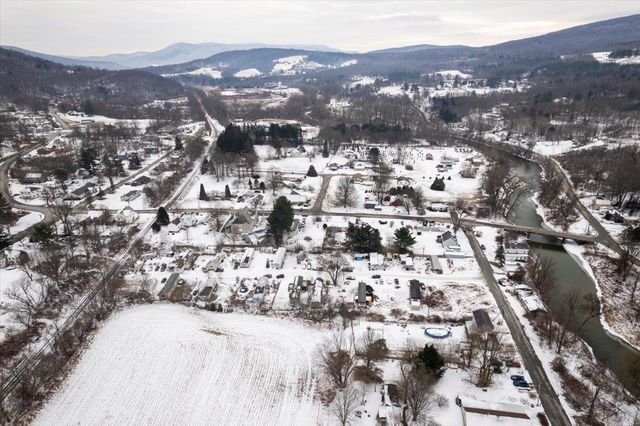 60 Lincoln Street, Pownal, VT 05261