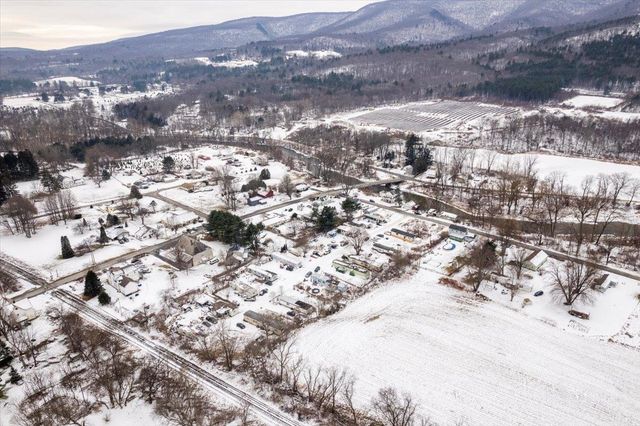 60 Lincoln Street, Pownal, VT 05261