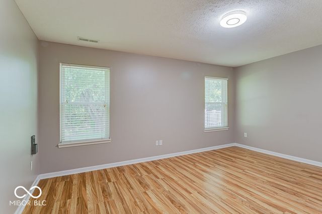 11798 Langham Crescent Court, Fishers, IN 46037