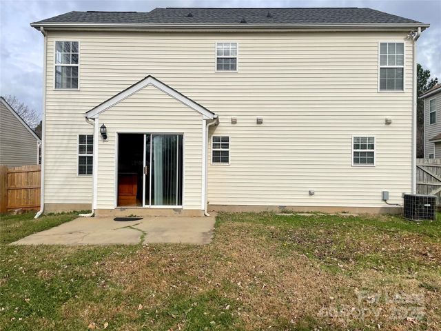 3823 Thomas Ridge Drive, Charlotte, NC 28269