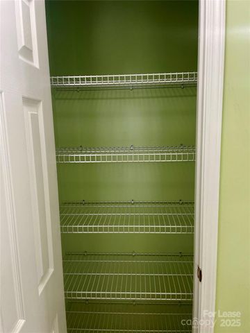 3823 Thomas Ridge Drive, Charlotte, NC 28269