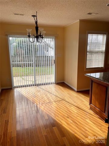 3823 Thomas Ridge Drive, Charlotte, NC 28269