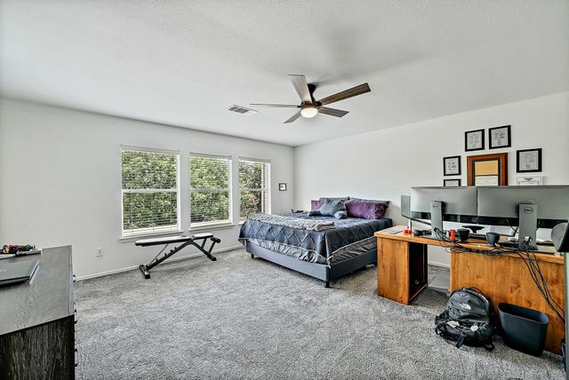 1061 London LN, Georgetown, TX 78626