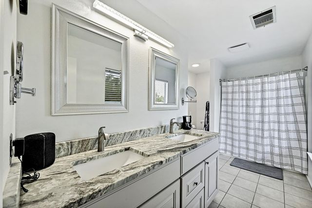 1061 London LN, Georgetown, TX 78626