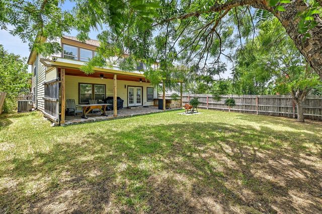 1061 London LN, Georgetown, TX 78626