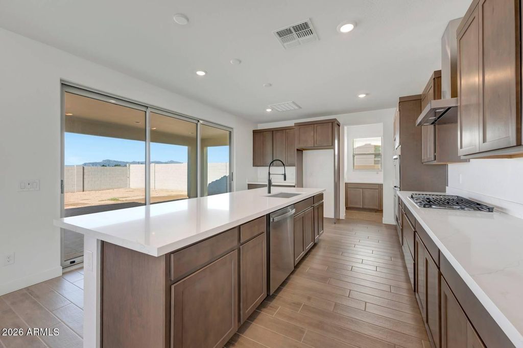 342 E LA ESTELA Lane, San Tan Valley, AZ 85140 — photo 5