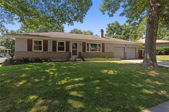 2904 Cheyenne Circle, North Kansas City, MO 64116