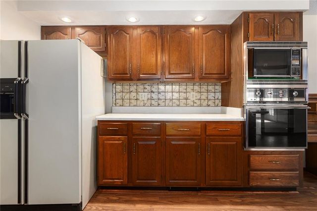 2904 Cheyenne Circle, North Kansas City, MO 64116