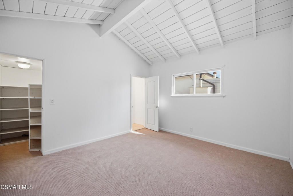 Image 18 of property listing at 14742 Cohasset Street, Van Nuys, CA 91405