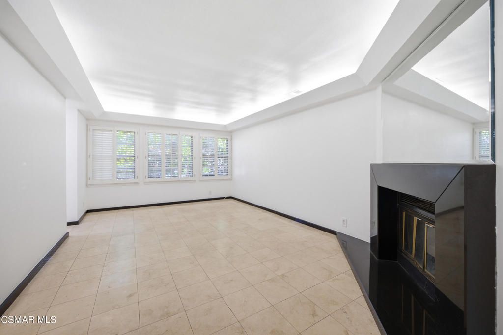 Image 6 of property listing at 14742 Cohasset Street, Van Nuys, CA 91405