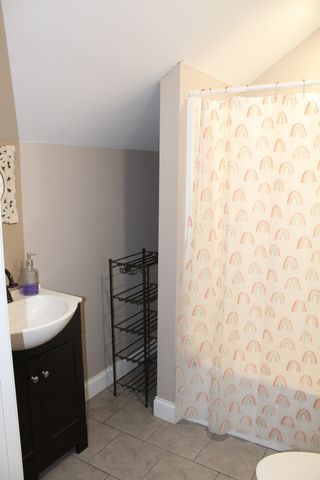 1700 Eagle Landing Dr, Cookeville, TN 38506