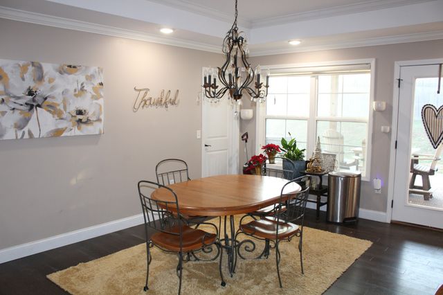 1700 Eagle Landing Dr, Cookeville, TN 38506