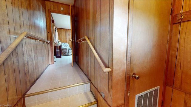 140 Westwood Drive, Mount Airy, NC 27030