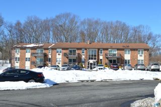 57 Balance Rock Road APT 17, Seymour, CT 06483