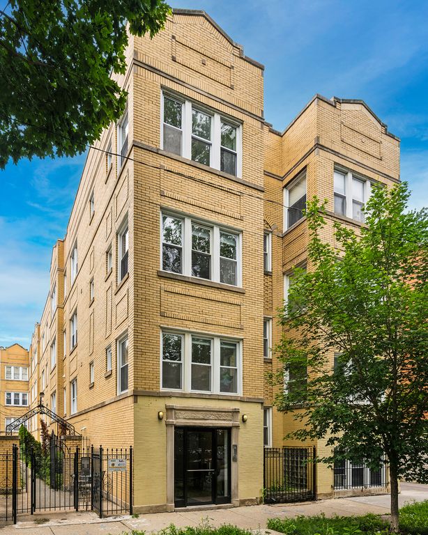 2040 N Spaulding Avenue 2S, Chicago, IL 60647