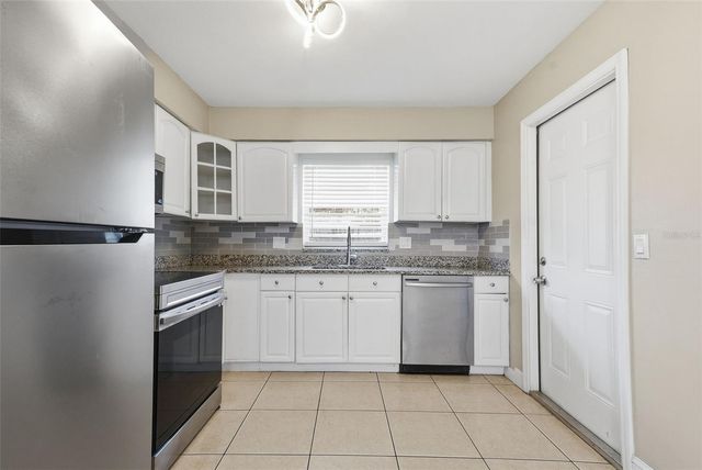 2762 MYAKKA DRIVE, Orlando, FL 32839