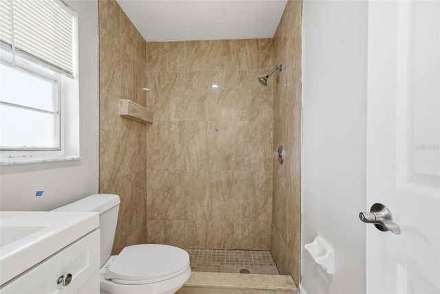 2762 MYAKKA DRIVE, Orlando, FL 32839