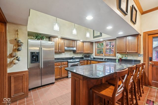 346 N College Avenue, Indianapolis, IN 46202