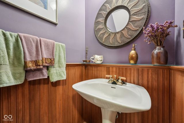 346 N College Avenue, Indianapolis, IN 46202