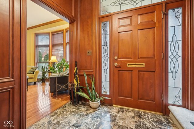 346 N College Avenue, Indianapolis, IN 46202