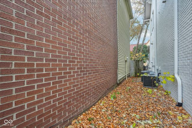 346 N College Avenue, Indianapolis, IN 46202