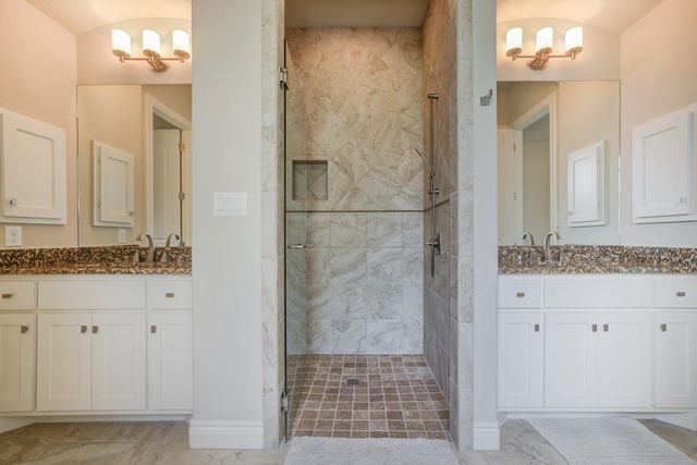 954 Covered Bridge DR, Driftwood, TX 78619