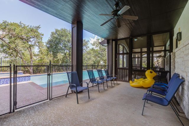 954 Covered Bridge DR, Driftwood, TX 78619