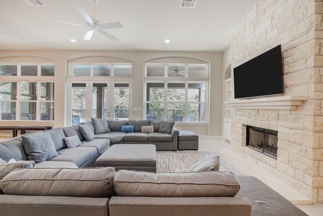 954 Covered Bridge DR, Driftwood, TX 78619