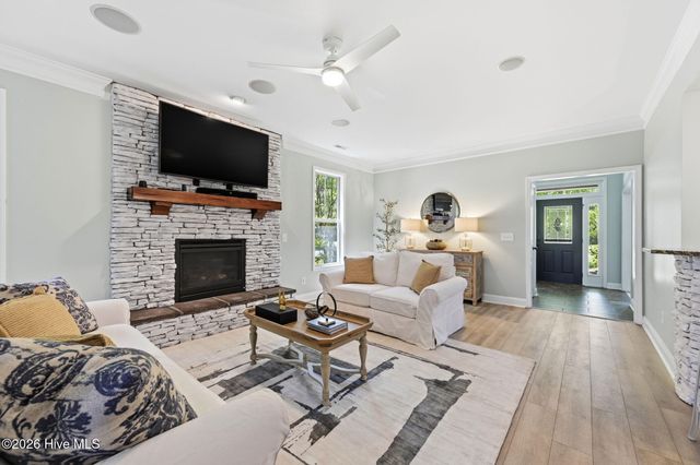148 Majestic Oaks Drive, Hampstead, NC 28443