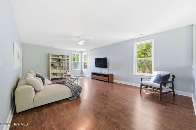 148 Majestic Oaks Drive, Hampstead, NC 28443
